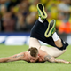 Illustration for article titled Naked Idiot On The Field Rings In The New Premier League Season With A Dong